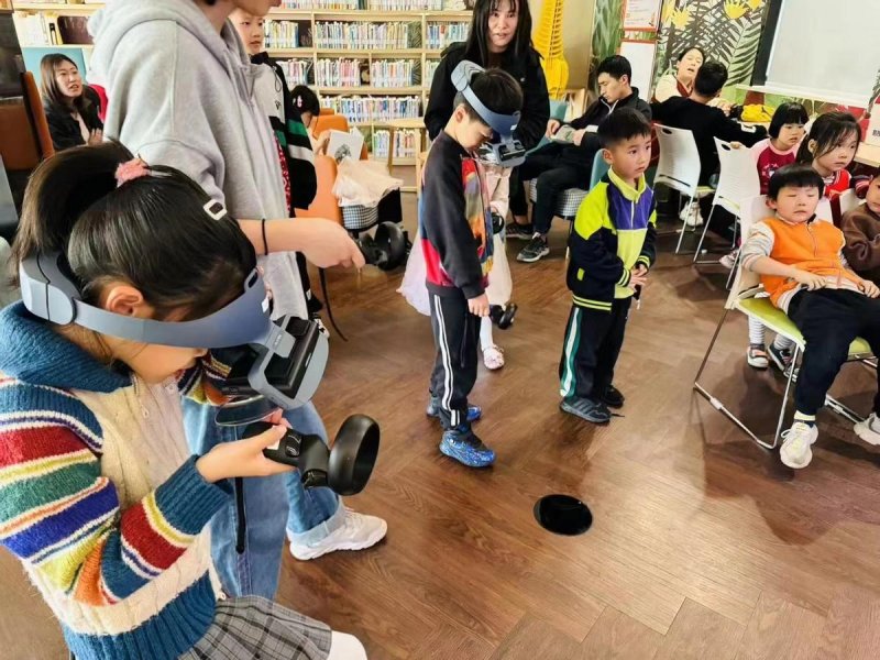 让小镇孩子进入元宇宙时代——嘉兴元宇宙阅读体验馆大桥、王店分馆揭幕(图4)